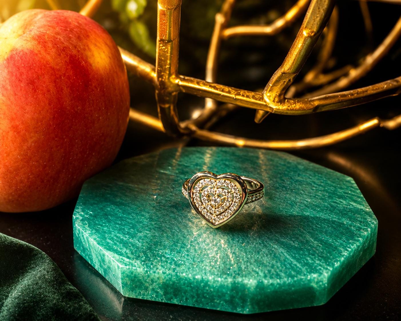 Gold Heart Halo Ring – Size 8