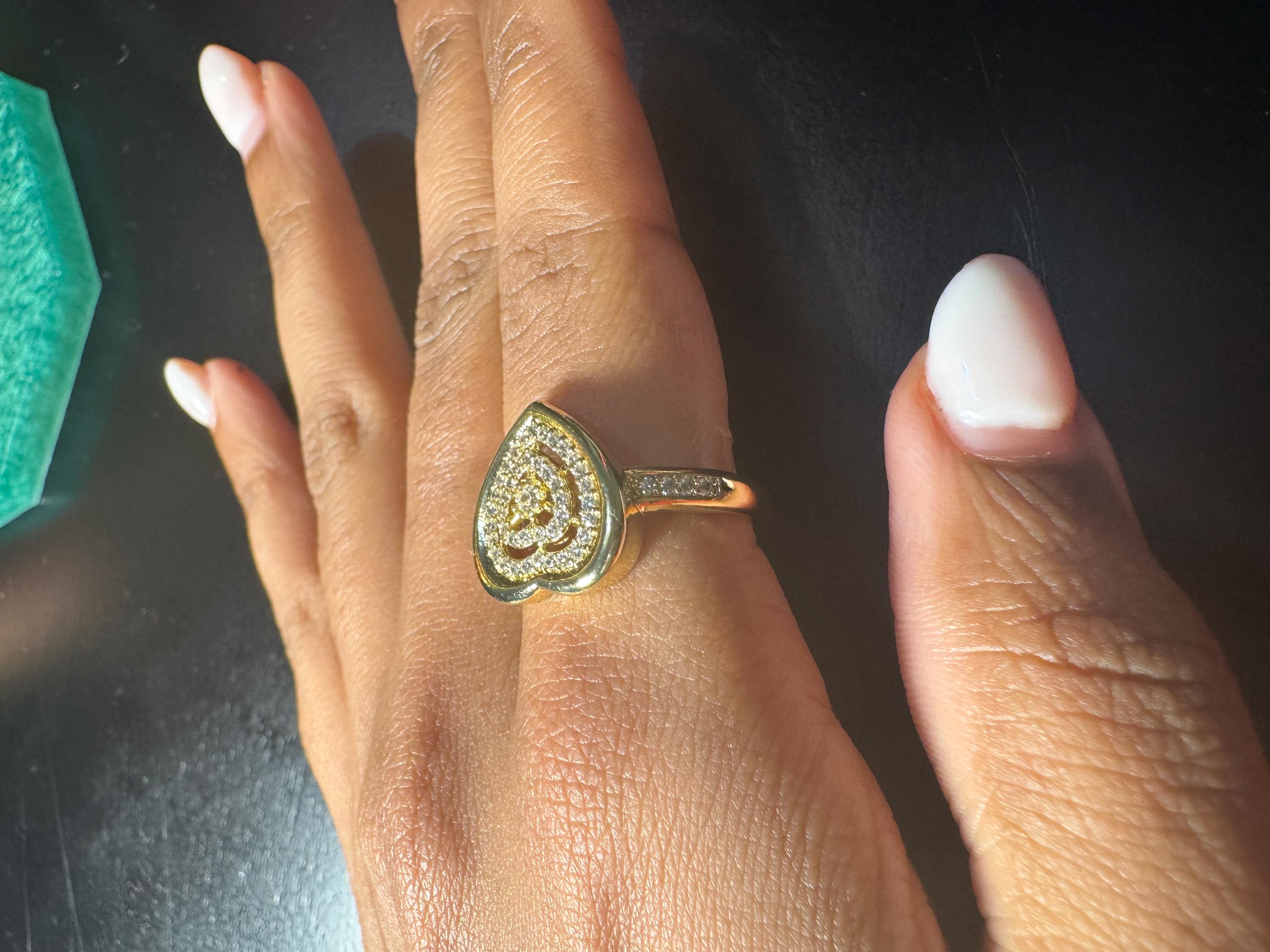 Gold Heart Halo Ring – Size 8